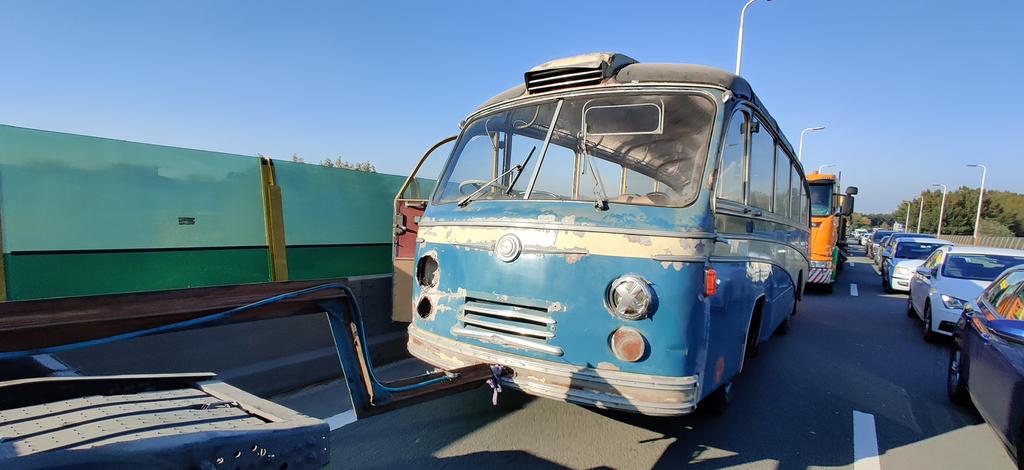 Zeldzame Saurer 2H touringcar oldtimerbus restauratieproject, Overige merken, Diesel, Particulier, Te koop