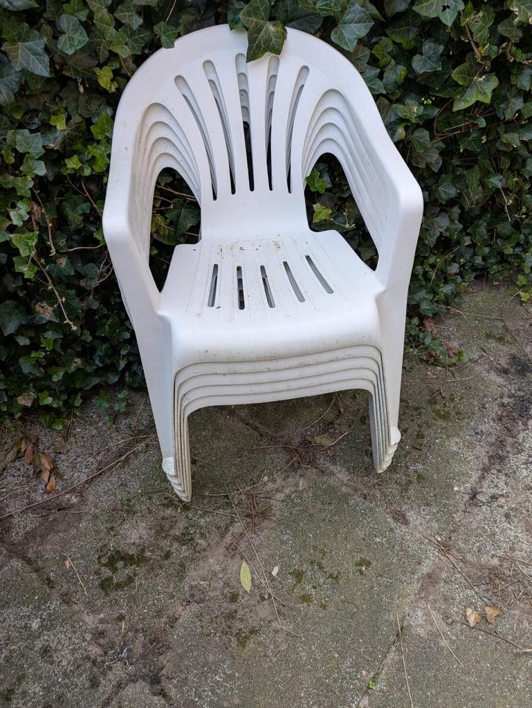 4 gratis kuipstoelen, Ophalen, Gebruikt, Kunststof