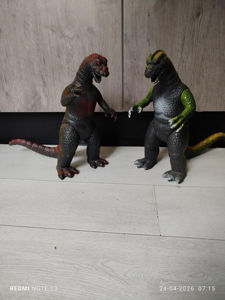 2x vintage Dor Mei Godzilla figuren., Ophalen of Verzenden, Gebruikt
