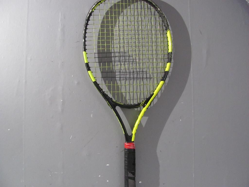 tennisracket van Babolat de Nadal jr26 met goede bespanning, Ophalen of Verzenden, Zo goed als nieuw, Racket, L3