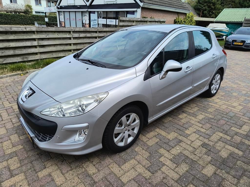 Peugeot 308 1.6 VTI 16V 5-DRS 2011 Grijs, Auto's, Voorwielaandrijving, Stof, 680 kg, 4 cilinders