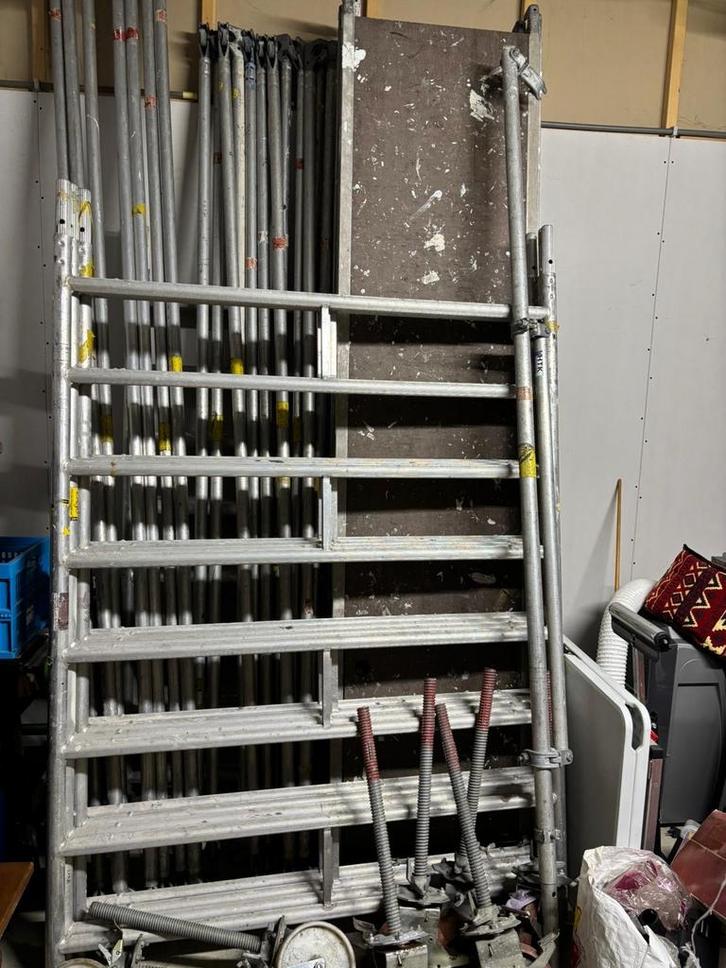 Rolsteiger 7,20m stahoogte, 9,20m werkhoogte, Doe-het-zelf en Verbouw, Steigers, Gebruikt, Rolsteiger of Kamersteiger, 5 meter of hoger