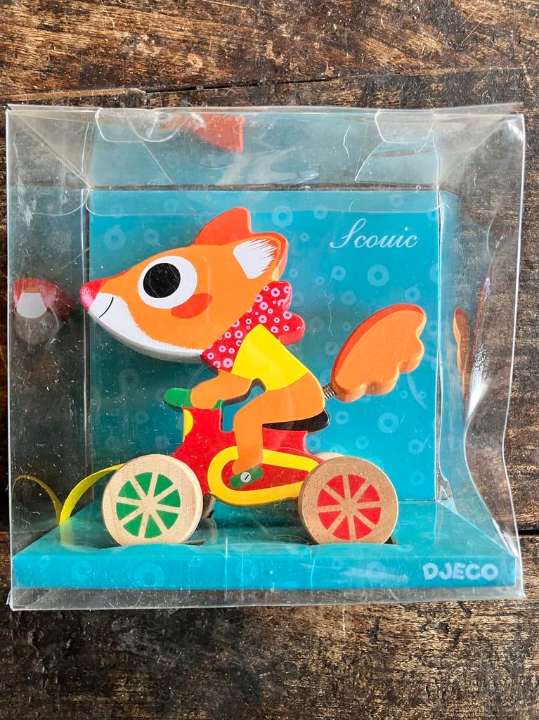 Djeco Scouic Houten Trekfiguur Vos - Nieuw in verpakking, Ophalen of Verzenden, Nieuw, Jongen of Meisje