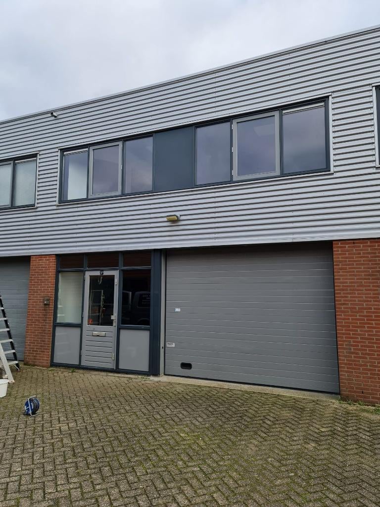 Te huur Tienlingstraat 15A Zaandam, 154 m², Huur, Bedrijfsruimte