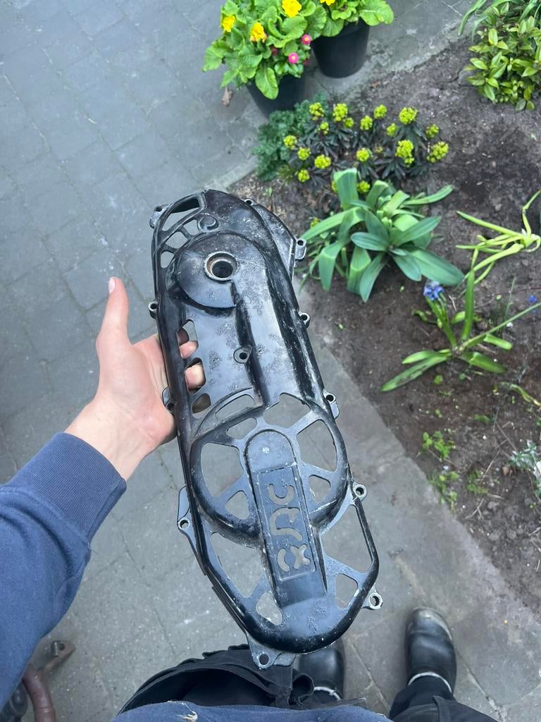 Yahama aerox Carter, Fietsen en Brommers, Ophalen, Zo goed als nieuw, Blok, Piaggio