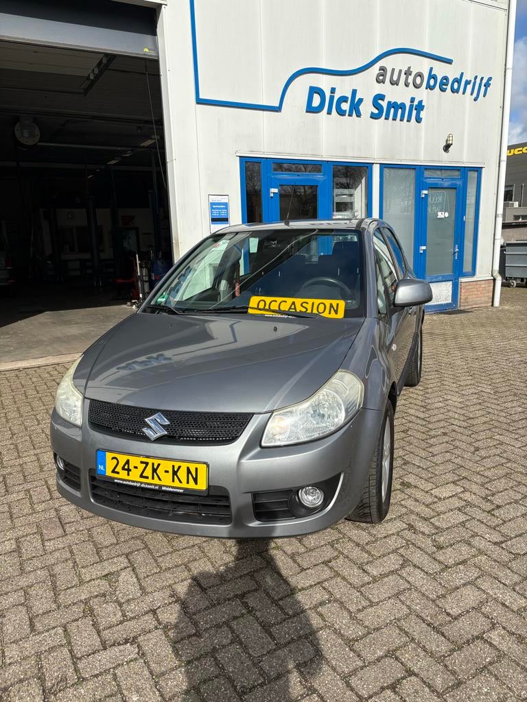 Suzuki SX4 AUTOMAAT Aangepast Voertuig, Auto's, Suzuki, Particulier, SX4, ABS, Airbags, Alarm, Centrale vergrendeling, Climate control
