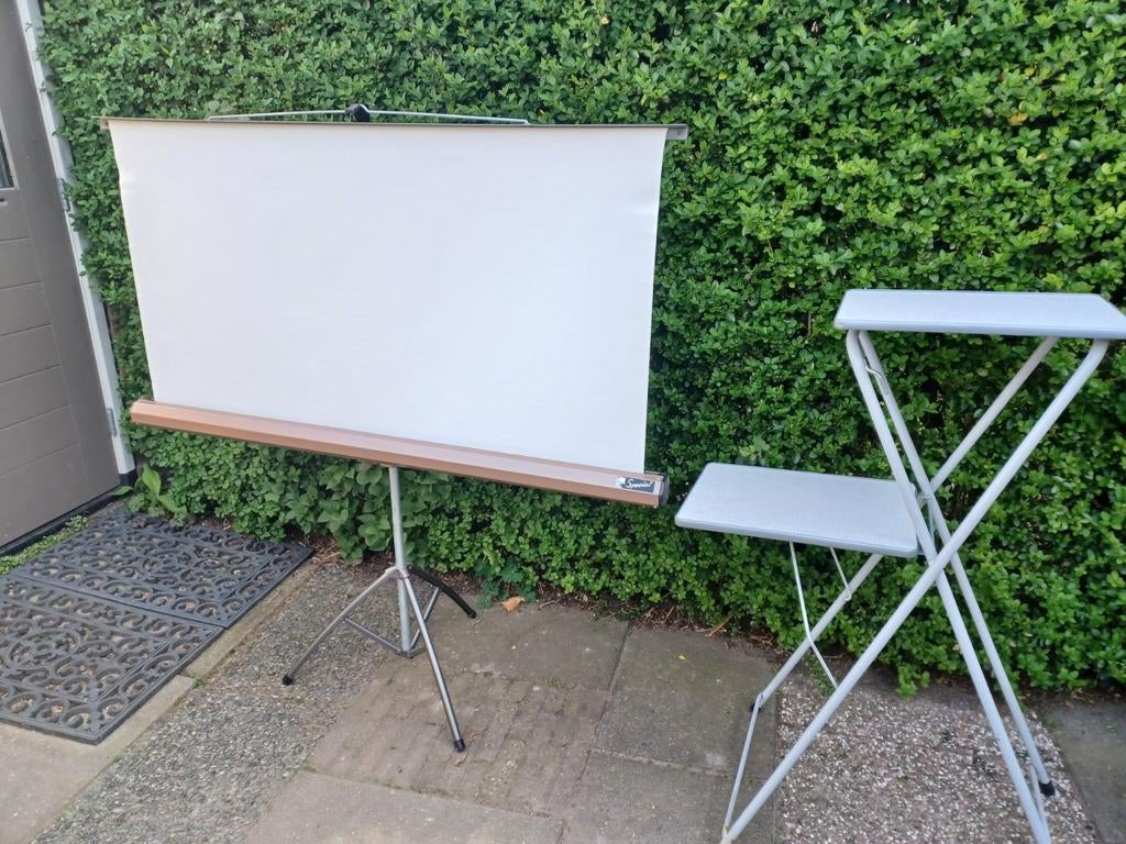 Film/ Dia scherm en projecter tafel, Ophalen