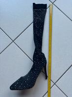 Zwarte overknee laarzen met steentjes, maat 43, Kleding | Dames, Schoenen, Ophalen of Verzenden, Zo goed als nieuw, Zwart, Hoge laarzen