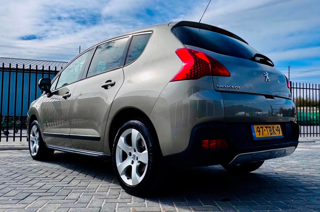 Peugeot 3008 1.6 THP Allure/D-Ketting V.V / RIJKLAAR/, Auto's, Euro 5, Stof, Gebruikt, Zwart
