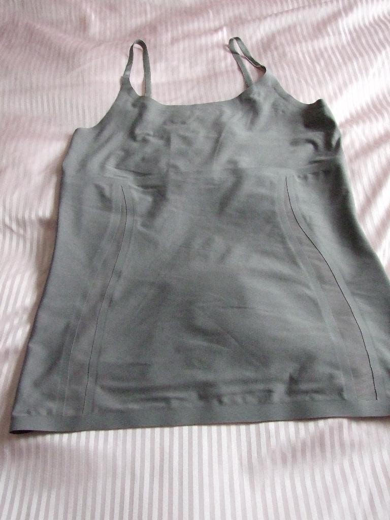 Ten Cate corrigerend taupekleurig hemdje maat M, Ten Cate, Ophalen of Verzenden, Overige kleuren, Hemd