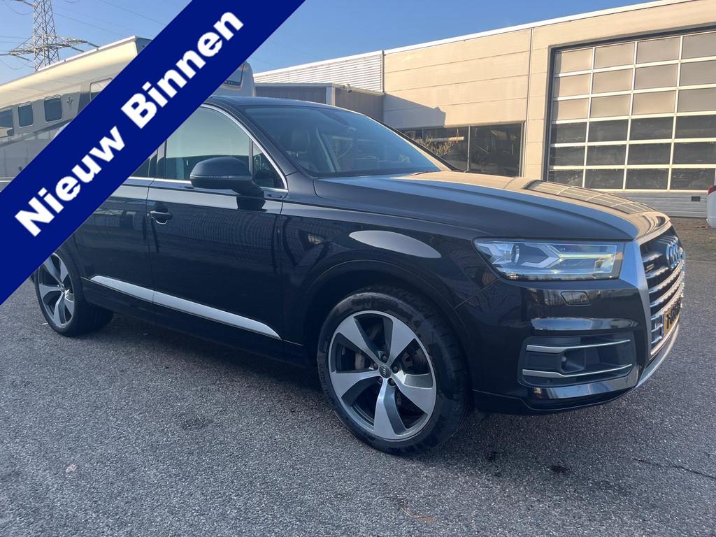 Audi Q7 50 TDI quattro 7-persoons Panoramdak Trekhaak, Auto's, Automaat, 15 km/l, Gebruikt, 241 €/maand