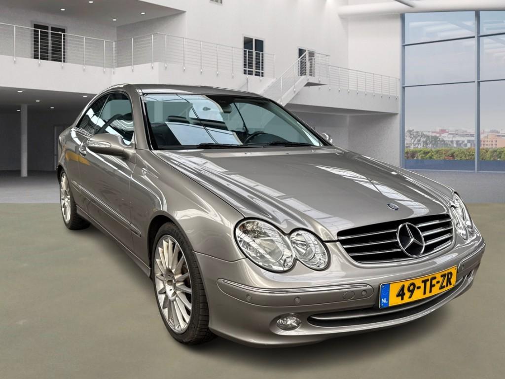 Mercedes-Benz CLK-klasse Coupé 240 Avantgarde, Auto's, Mercedes-Benz, Automaat, Gebruikt, 2597 cc, Electronic Stability Program (ESP)