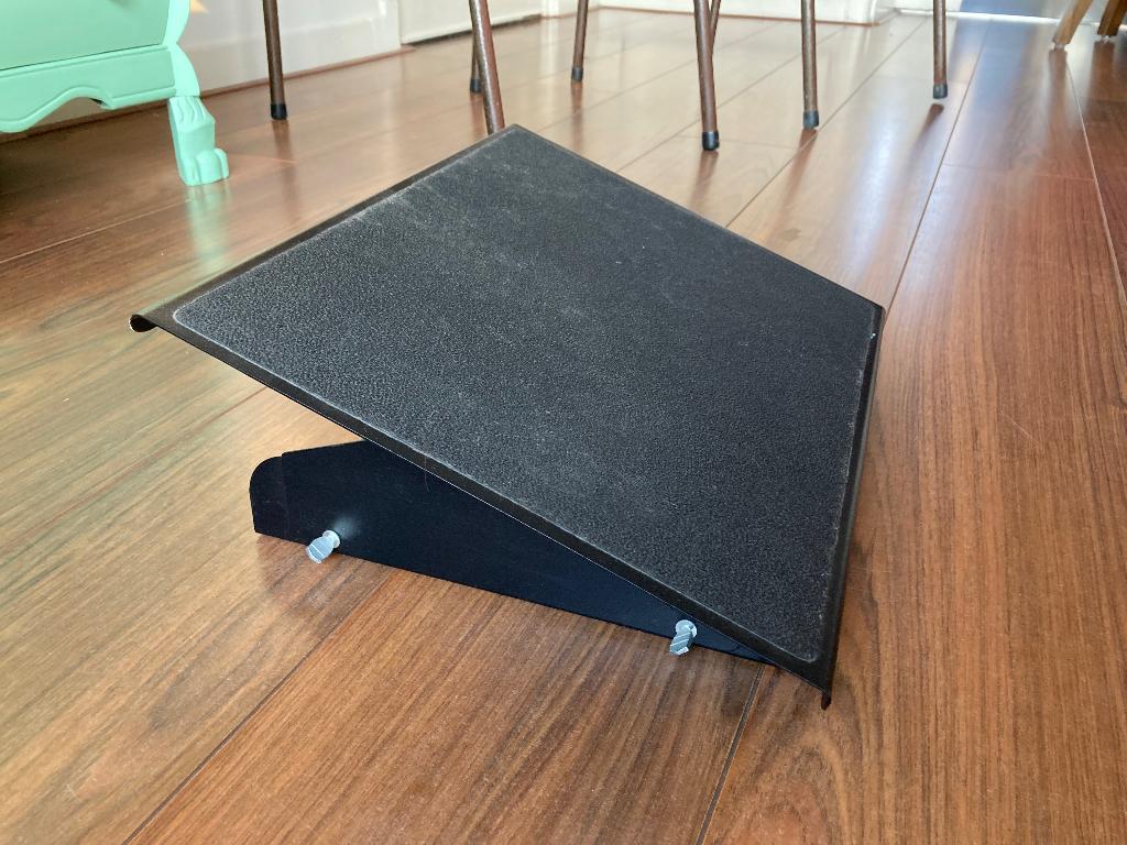 Voetsteun (bureau-accessoire), Ophalen of Verzenden, Gebruikt