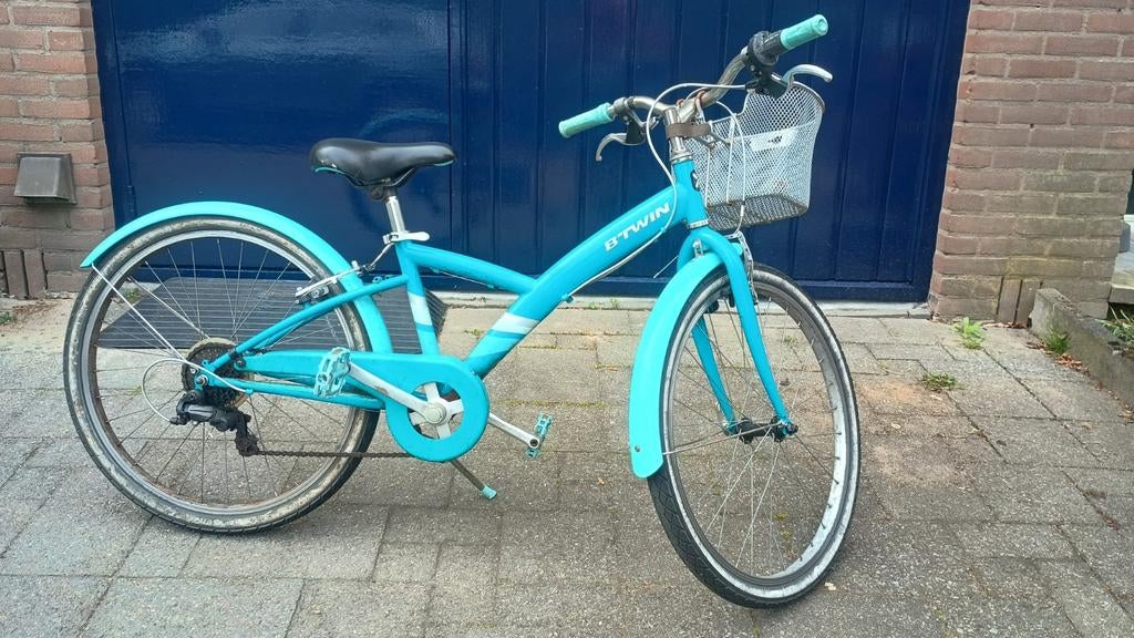 Btwin 24 inch mountainbike - goed werkende staat, Fietsen en Brommers, Fietsen | Meisjes, Ophalen, Versnellingen, BTWIN, Gebruikt