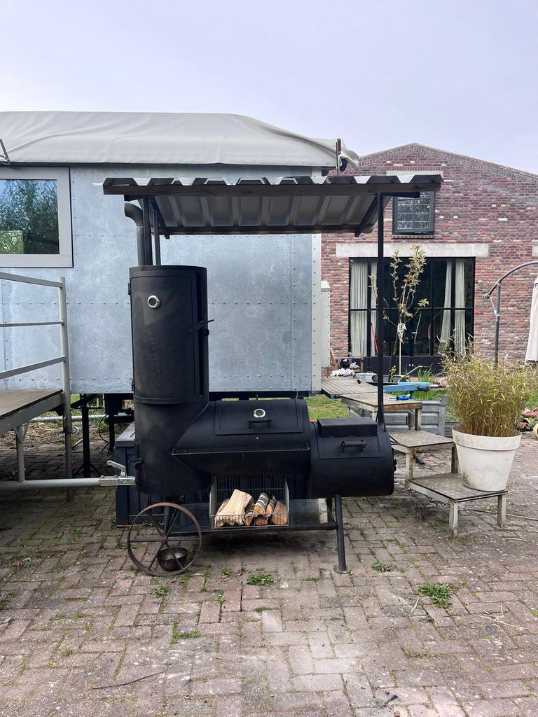 Grote Offset Smoker BBQ - Perfect voor de echte BBQ-liefhebb, Ophalen, Gebruikt