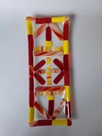 Handgemaakte glazen schaal met rood en gele elementen, Ophalen