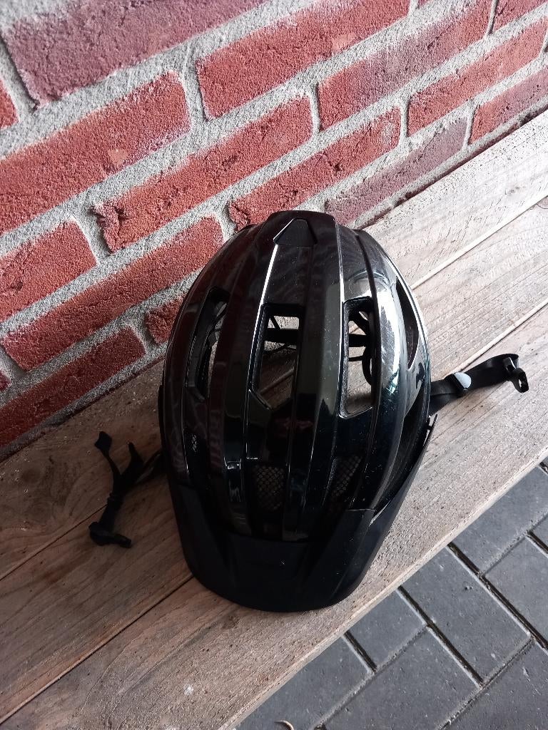 Zwarte fietshelm Abus Macator M, Gebruikt, M, Ophalen of Verzenden, ABUS