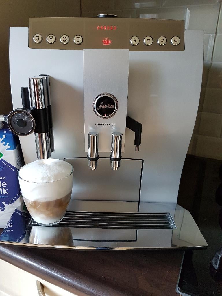 Jura Z7 met 6 maanden garantie!!, Witgoed en Apparatuur, Koffiezetapparaten, Afneembaar waterreservoir, 10 kopjes of meer, Koffiemachine