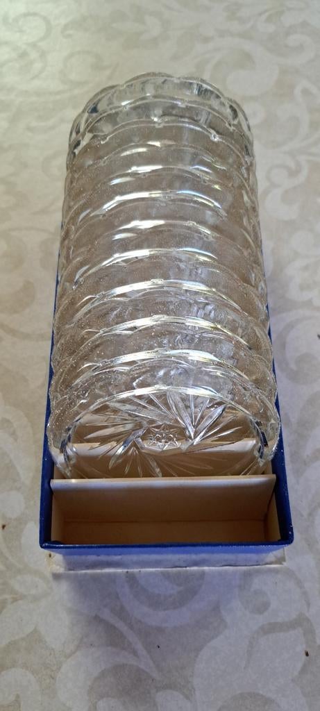 12 glazen onderzetters, Ophalen of Verzenden, Nieuw, Glas of Kopje