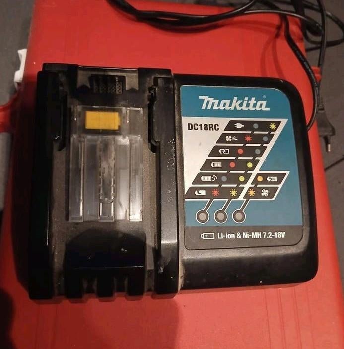 Makita boormachine, Ophalen