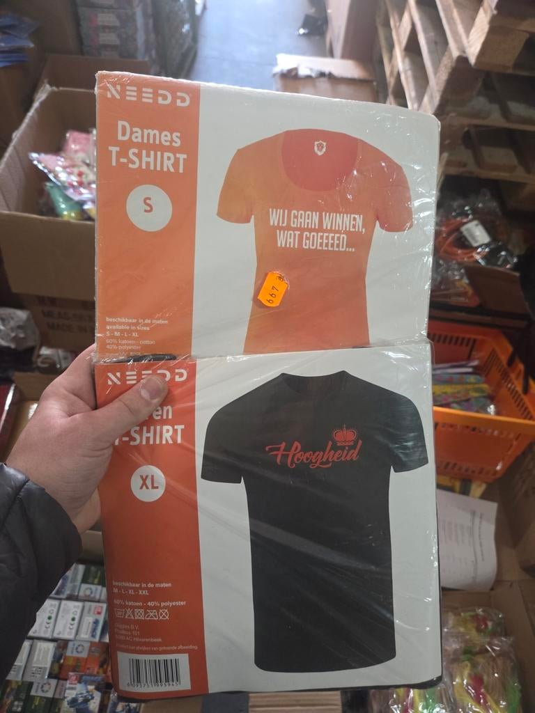 Partij Dames en Heren T-shirts - koningsdag en WK, Onbekend, Nieuw, Oranje, Ophalen of Verzenden