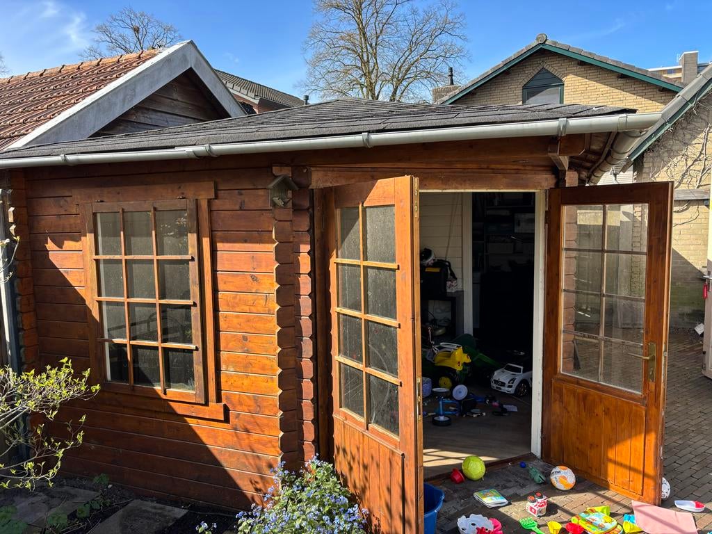 Houten schuur Gratis, Tuin en Terras, Tuinhuizen, Ophalen, 250 tot 500 cm, Schuur, 2 ramen