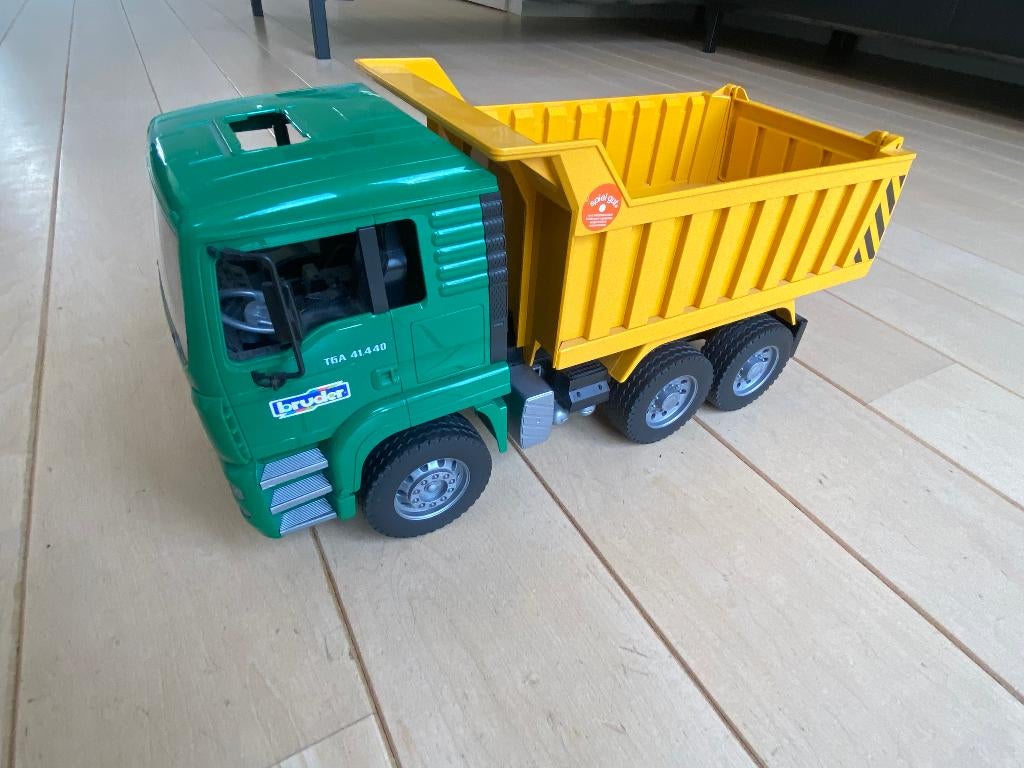Bruder kiepwagen, Kinderen en Baby's, Speelgoed | Speelgoedvoertuigen, Ophalen of Verzenden, Gebruikt