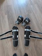 Rumble scheenbeschermers XL & Legend bokshandschoenen 14oz, Ophalen of Verzenden, Zo goed als nieuw, Boksbeschermers