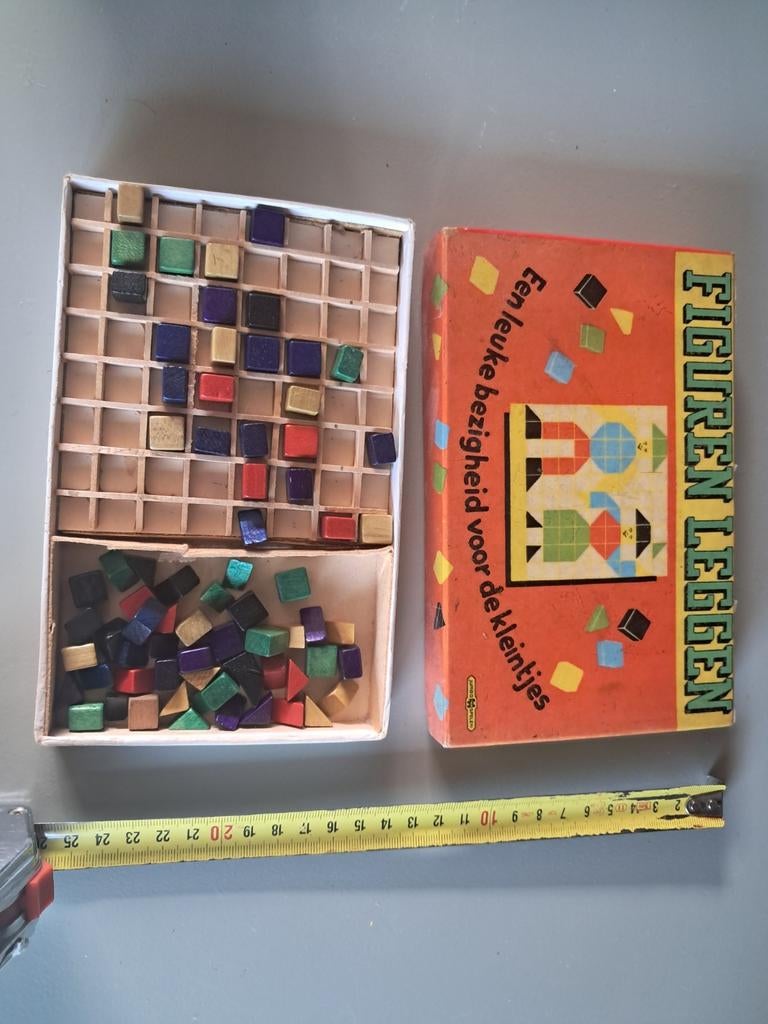 Retro speelgoed: Figuren Leggen - Houten blokjes spel, Verzamelen, Speelgoed, Ophalen of Verzenden