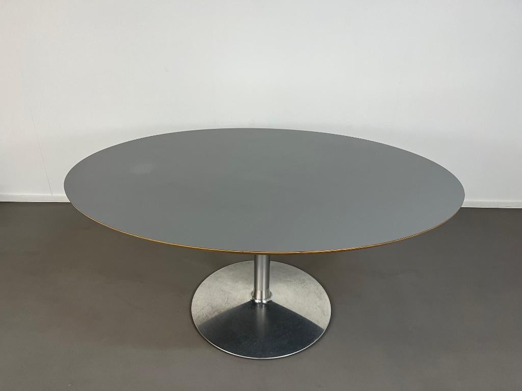 Ovale Artifort eetkamer tafel van Pierre Paulin, jaren 90., Ophalen, Gebruikt, 50 tot 100 cm, 150 tot 200 cm