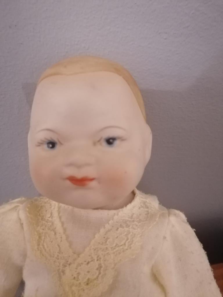 Antieke Porseleinen Babypop - Vintage Collectible, Verzamelen, Poppen, Ophalen of Verzenden, Gebruikt, Babypop