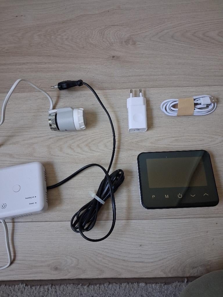 Robot klep en thermostaat, Ophalen, Slimme thermostaat, Zo goed als nieuw