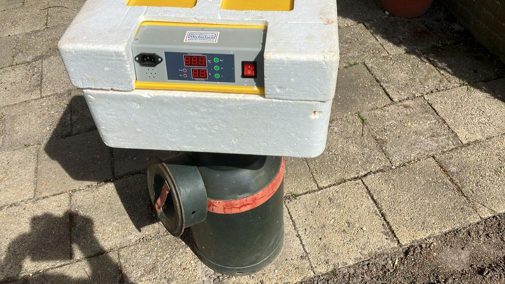 Broedmachine te koop, Ophalen of Verzenden, Zo goed als nieuw, Broedmachine