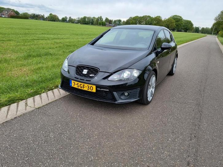 Seat Leon 2.0 TSI 195KW Cupra R 2011 Zwart, Auto's, Seat, Particulier, Leon, ABS, Airbags, Airconditioning, Alarm, Bluetooth, Bochtverlichting