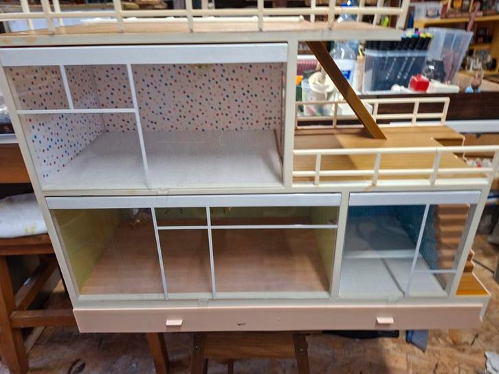 Lundby poppenhuis met zwembad en dakterras, Verzamelen, Poppenhuizen en Toebehoren