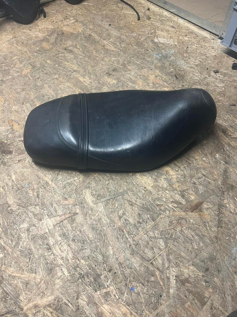 Gilera runner 50 125 180 zadel buddy seat, Ophalen of Verzenden