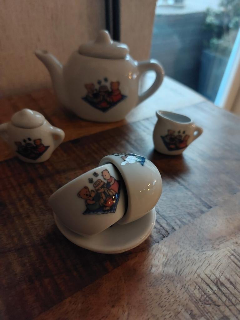 Theeservies met berenmotief, Ophalen of Verzenden, Zo goed als nieuw, Poppenhuis
