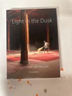 Light in the Dusk - Frans Jozef van Rensch Fotoboek, Ophalen of Verzenden, Zo goed als nieuw, Fotografie algemeen