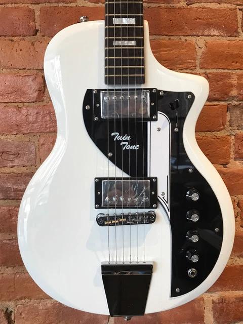 Airline Twin Tone (Supro Dual Tone), Ophalen of Verzenden, Zo goed als nieuw, Solid body, Overige merken