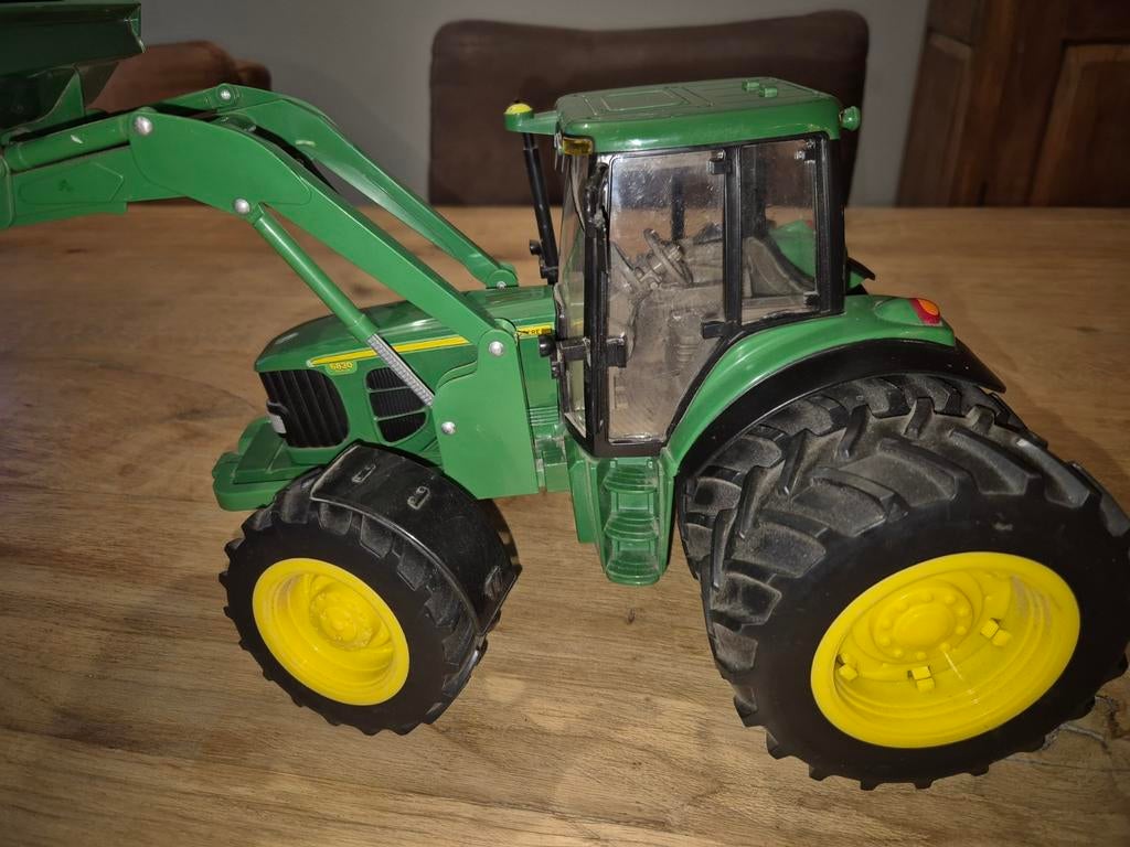 John Deere Tractor met Voorlader - Speelgoed, Ophalen of Verzenden, Zo goed als nieuw