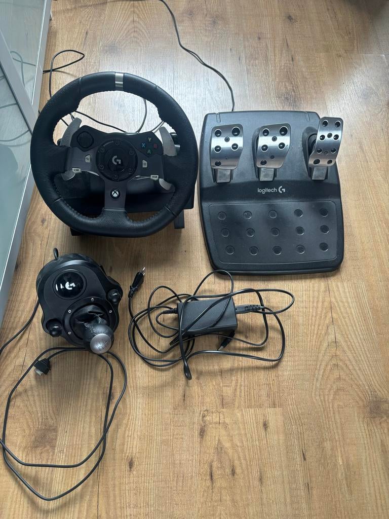 Logitech G920 set met shifter, Gebruikt, 1 speler, Racen en Vliegen, Ophalen of Verzenden
