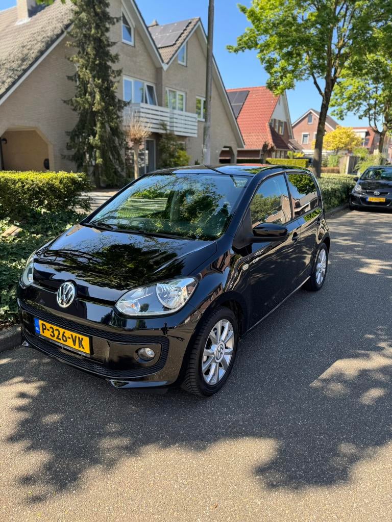 Volkswagen up! 1.0 44KW/60PK 5-DRS 2014 Zwart, Auto's, Voorwielaandrijving, Up!, 840 kg, 4 stoelen