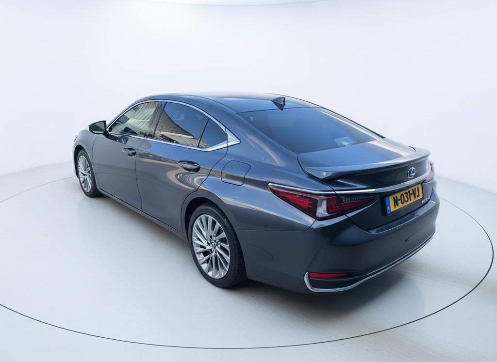 Lexus ES 300h President Line | 1ste Eigenaar NL-Auto | BTW-A, Auto's, Lexus, 12 maanden, Gebruikt, 4 cilinders, 1655 kg