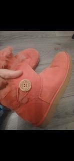 Uggs maat 39 roze met knoop, Ophalen, Lage of Enkellaarzen, Roze, Gedragen