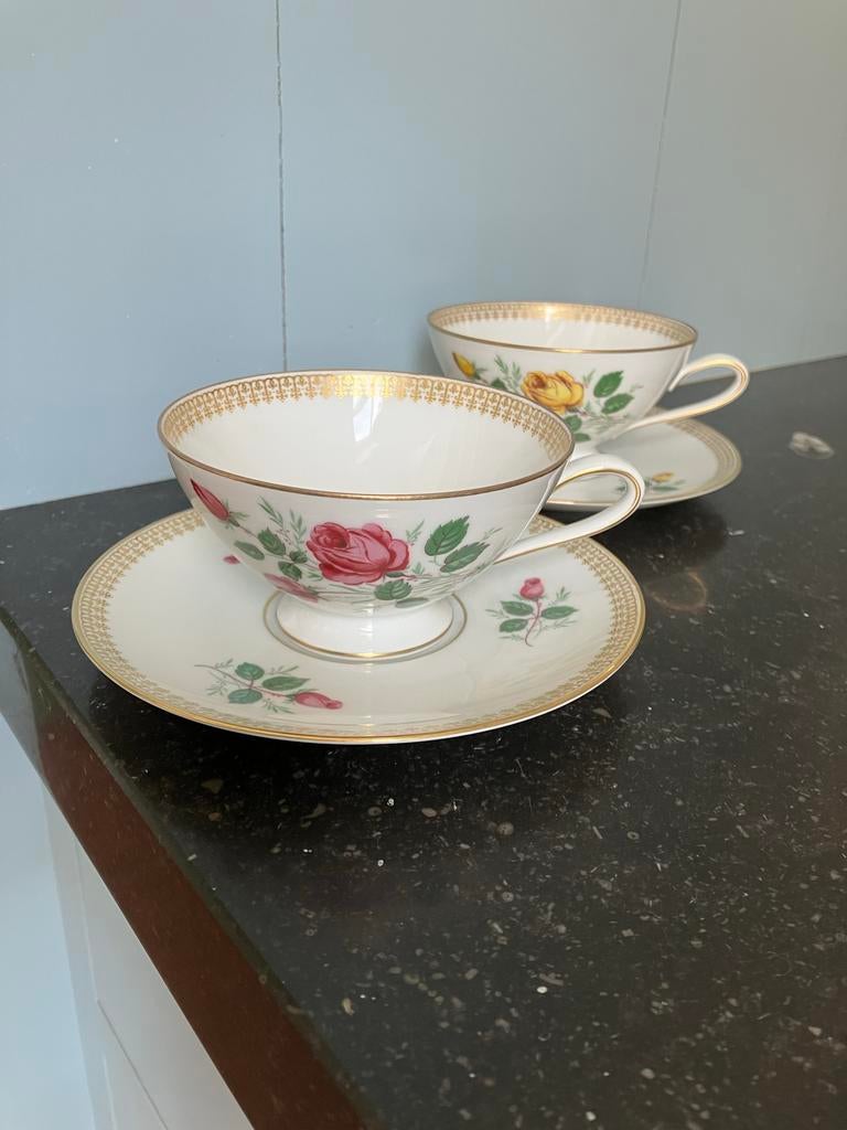 Hutschenreuther Tirschenreuth Kop en Schotels, Huis en Inrichting, Keuken | Servies, Gebruikt, Ophalen of Verzenden, Overige stijlen