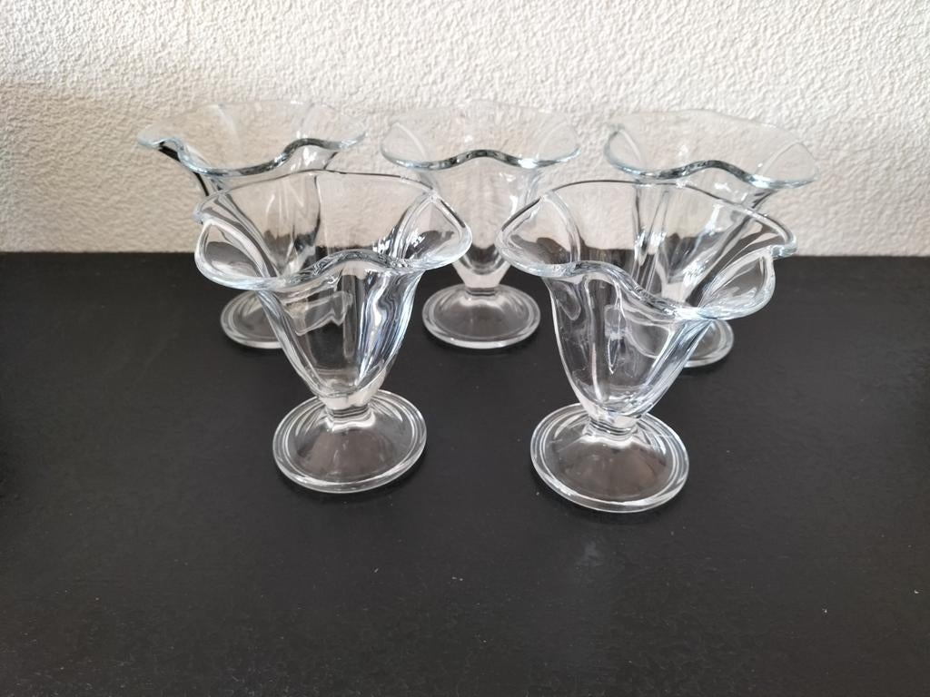 Vijf  sorbet IJsglazen, Overige typen, Ophalen of Verzenden, Zo goed als nieuw, Glas