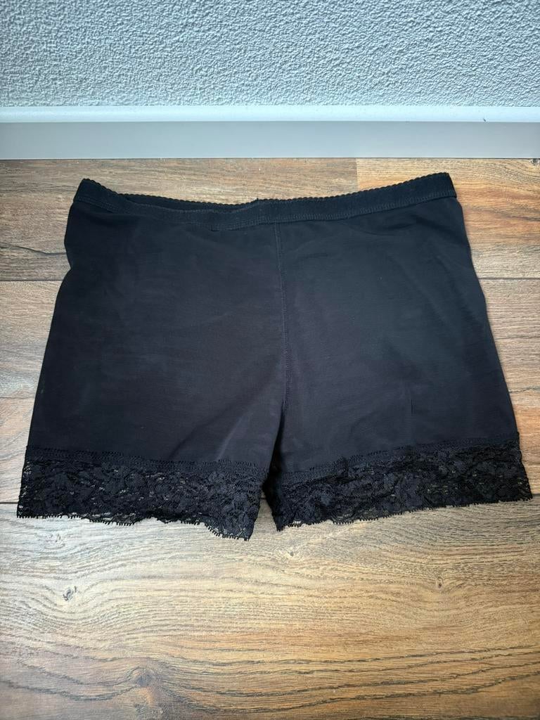 Buttlift broekje - billenliftende shapewear L in het zwart, Ophalen of Verzenden, Zwart, Broekje of Short
