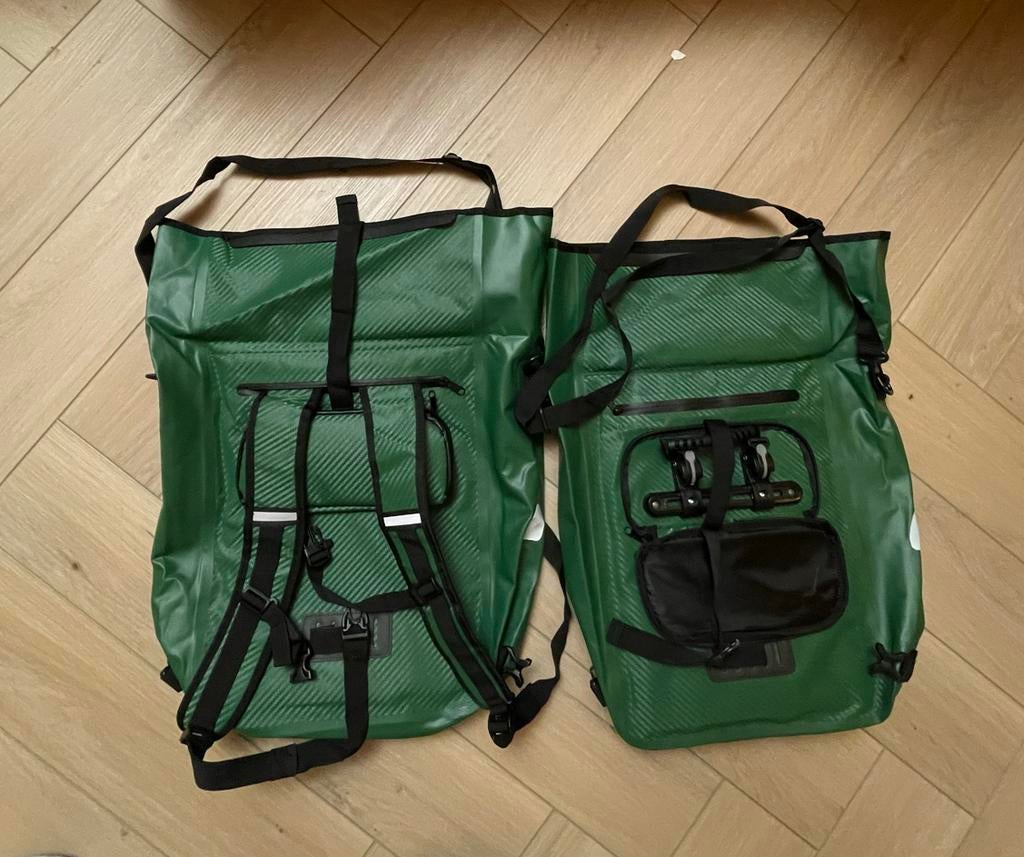 2x Dutch Mountains fietstassen rugzakken – waterdicht nieuw, Fietsen en Brommers, Ophalen of Verzenden, Nieuw