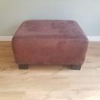 Bruine poef / voetenbank, Modern, Comfortabel, Gebruikt, 50 tot 75 cm, Ophalen of Verzenden