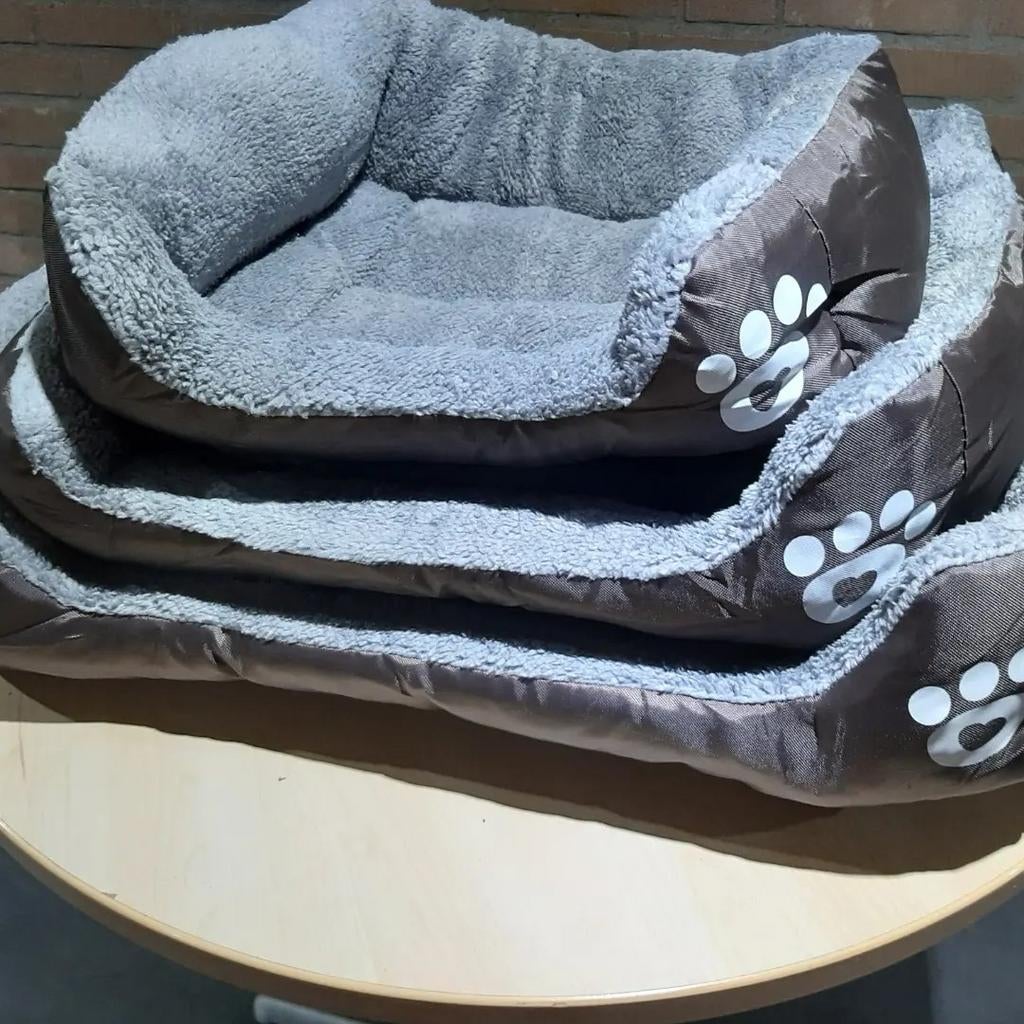 Honden / katten mandjes Nieuw! 3 maten. M €10 L€15 XL €20l, Ophalen, Nieuw